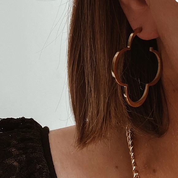 Clover earrings hoop earrings gold earrings - Picture 2 of 8